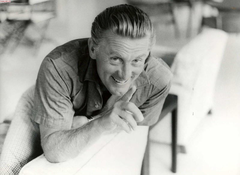 Kirk Douglas